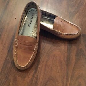 BRAND NEW SPERRY LOAFERS