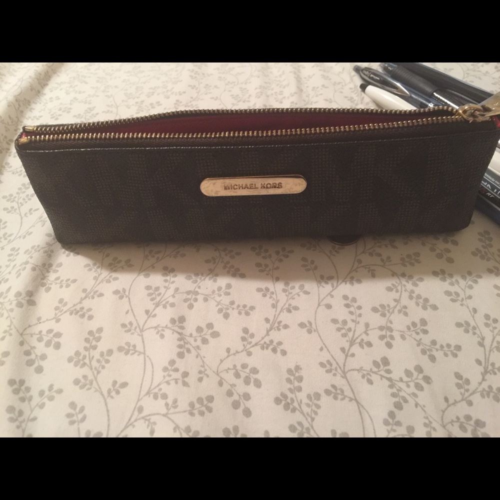 MICHAEL KORS case.