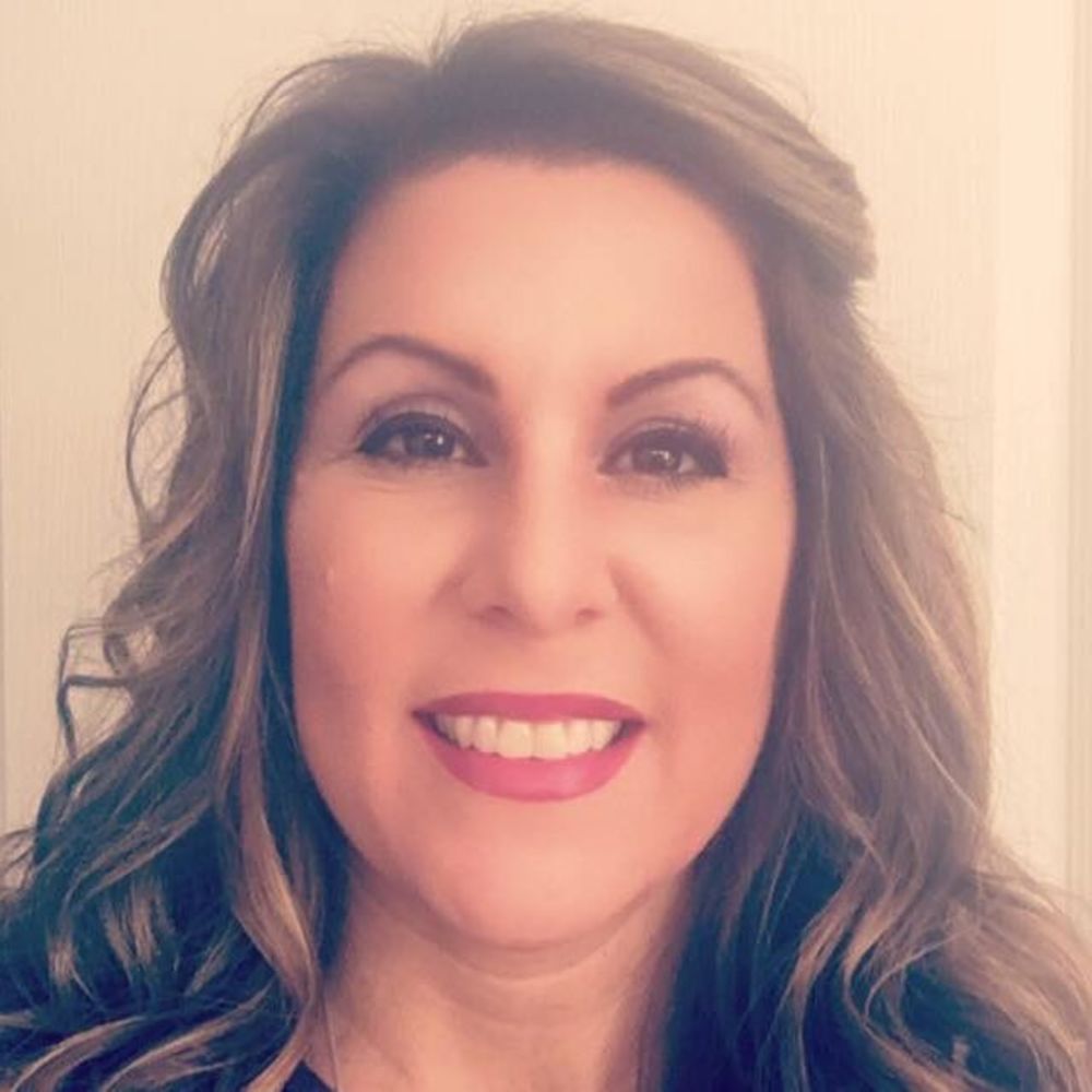 Meet your Posher, Dena