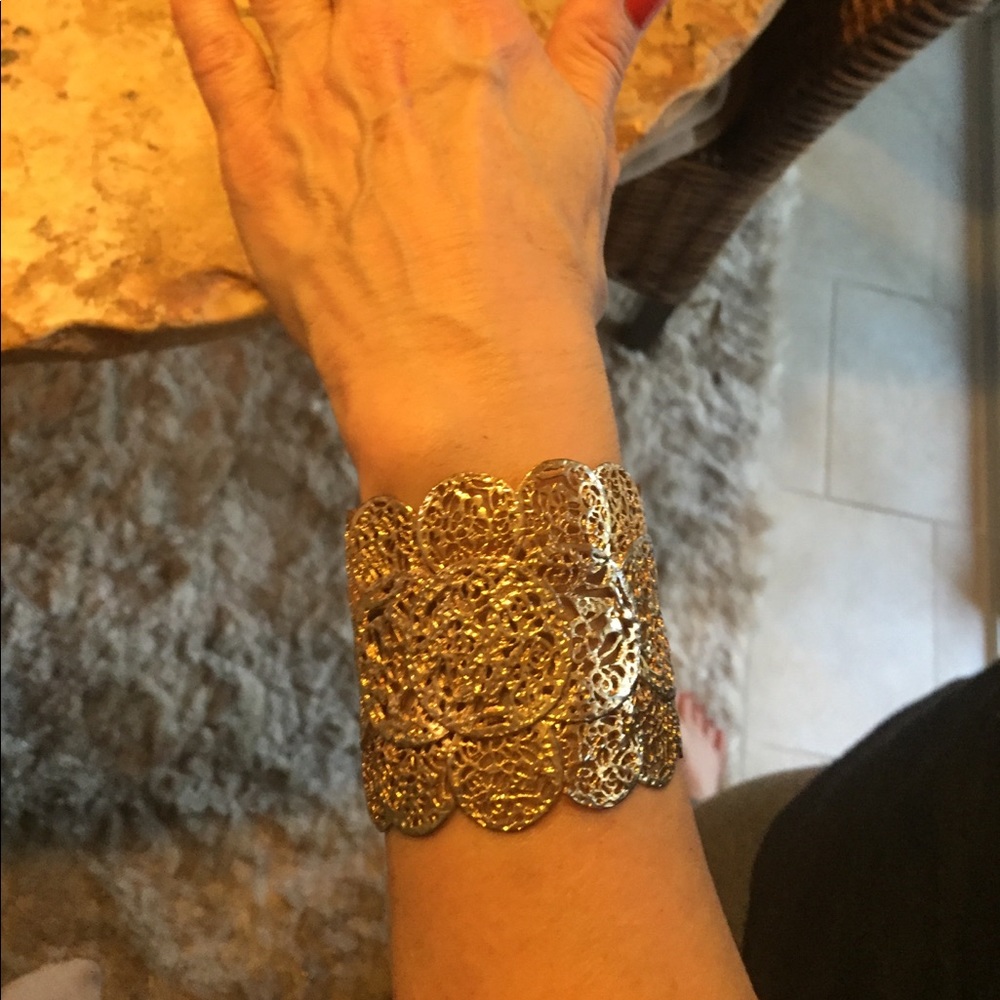 Vintage Kendra Scott Gold Cuff, adjustable