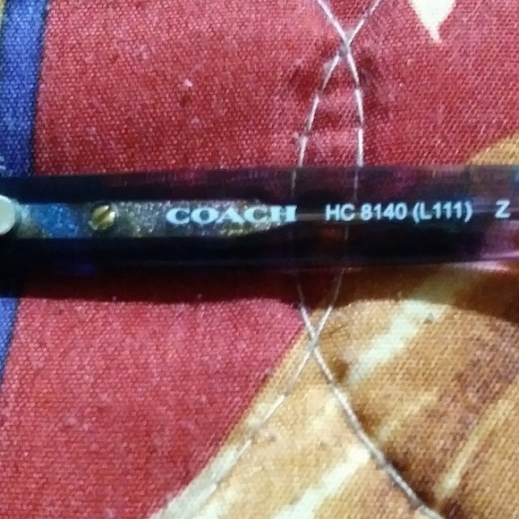 Coach sunglasses model #hc 8140 - Picture 2 of 2