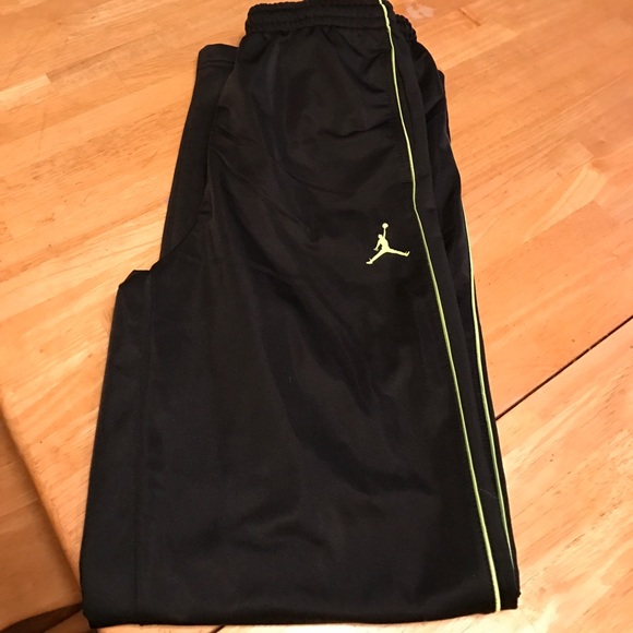 Sold——— - Picture 3 of 4