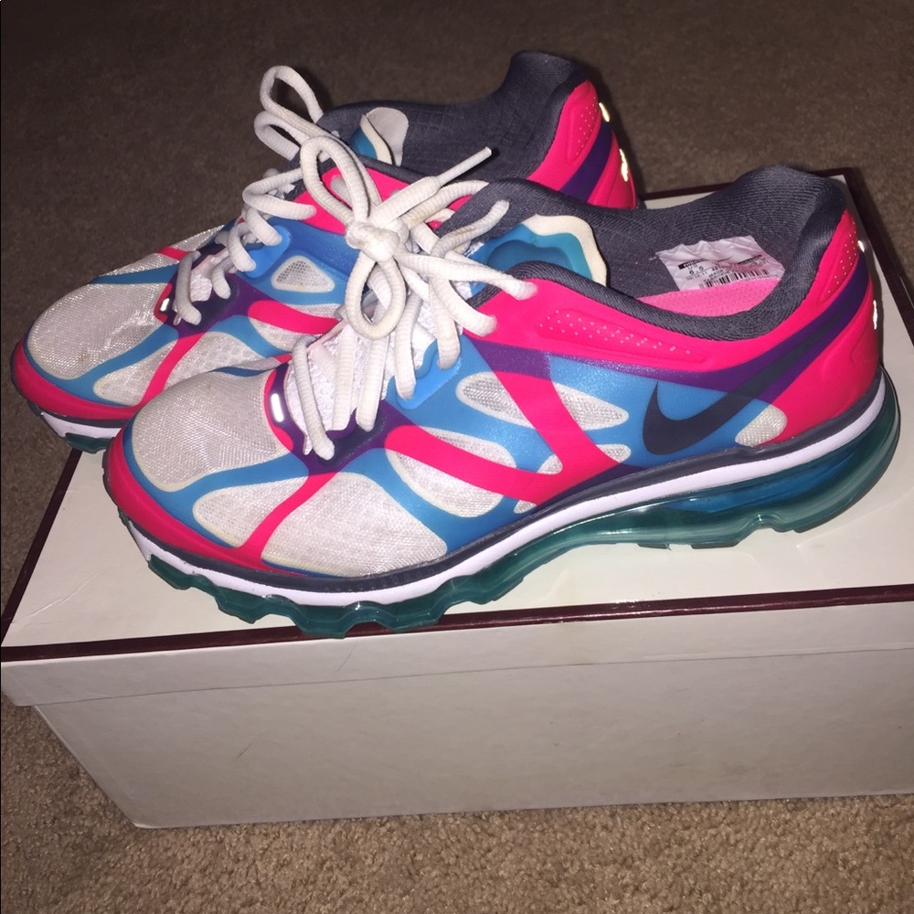 Nike air max sneakers! Pink/blue/white