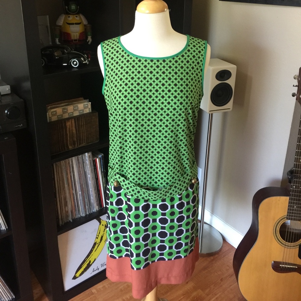 Mod printed shift dress