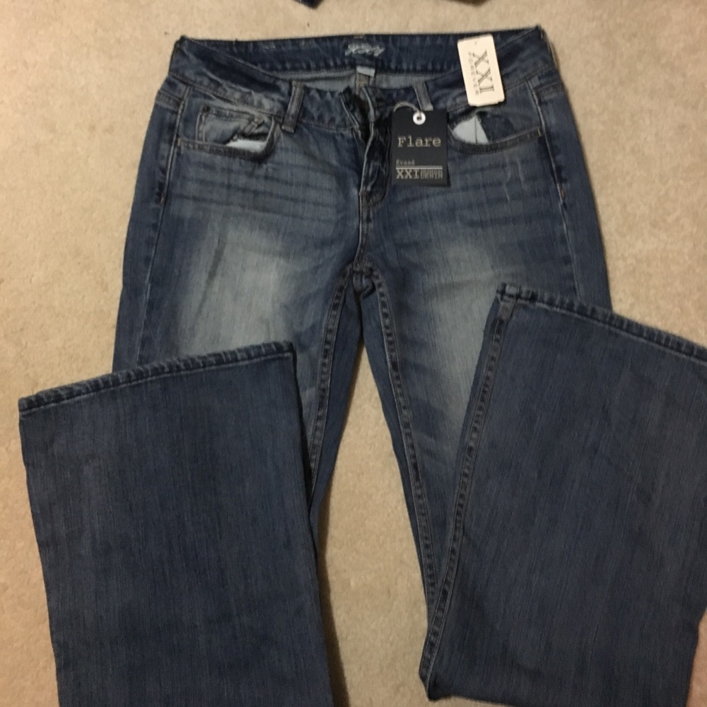 New Jeans. 28x32 Flare, Women's
