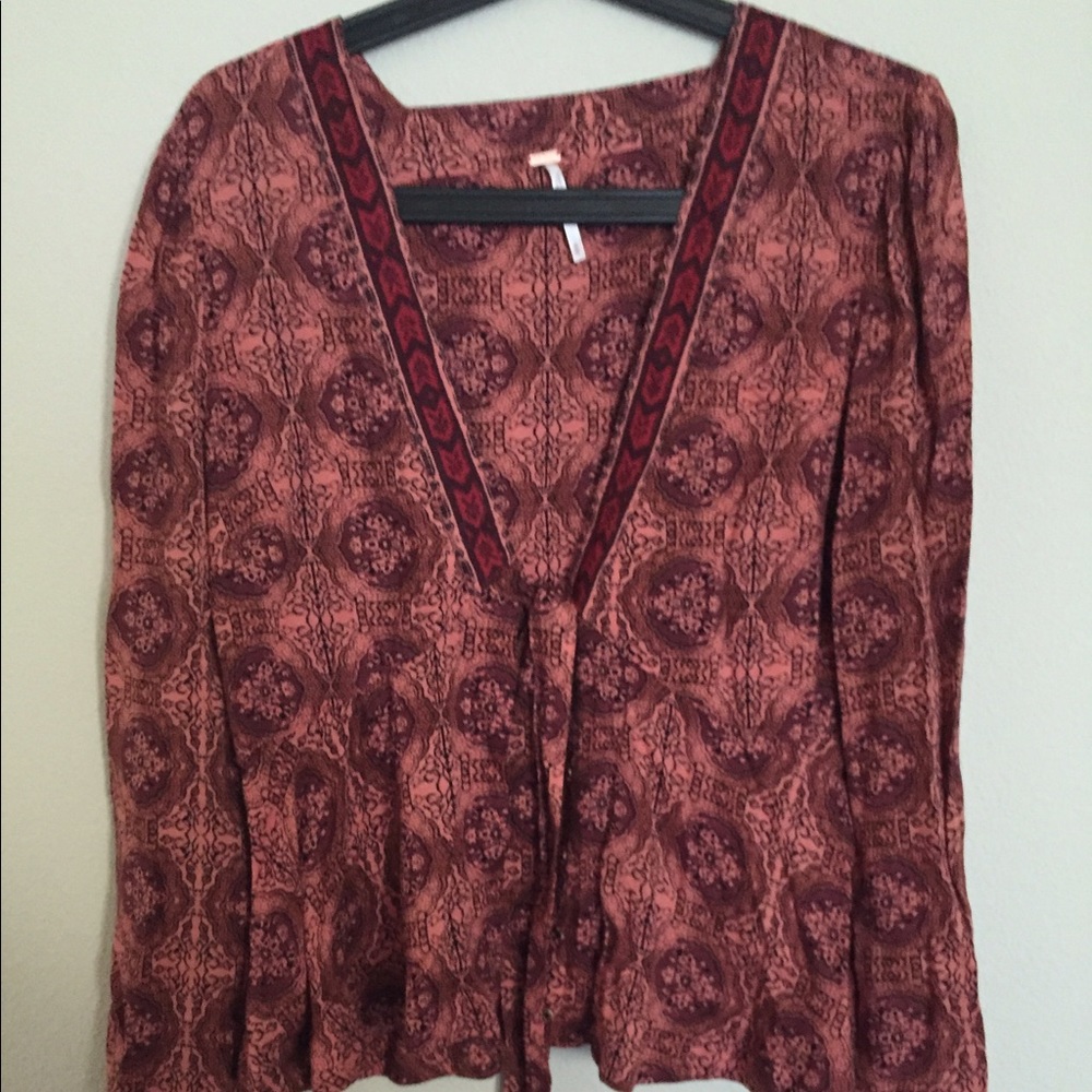 Free people blouse. (m)
