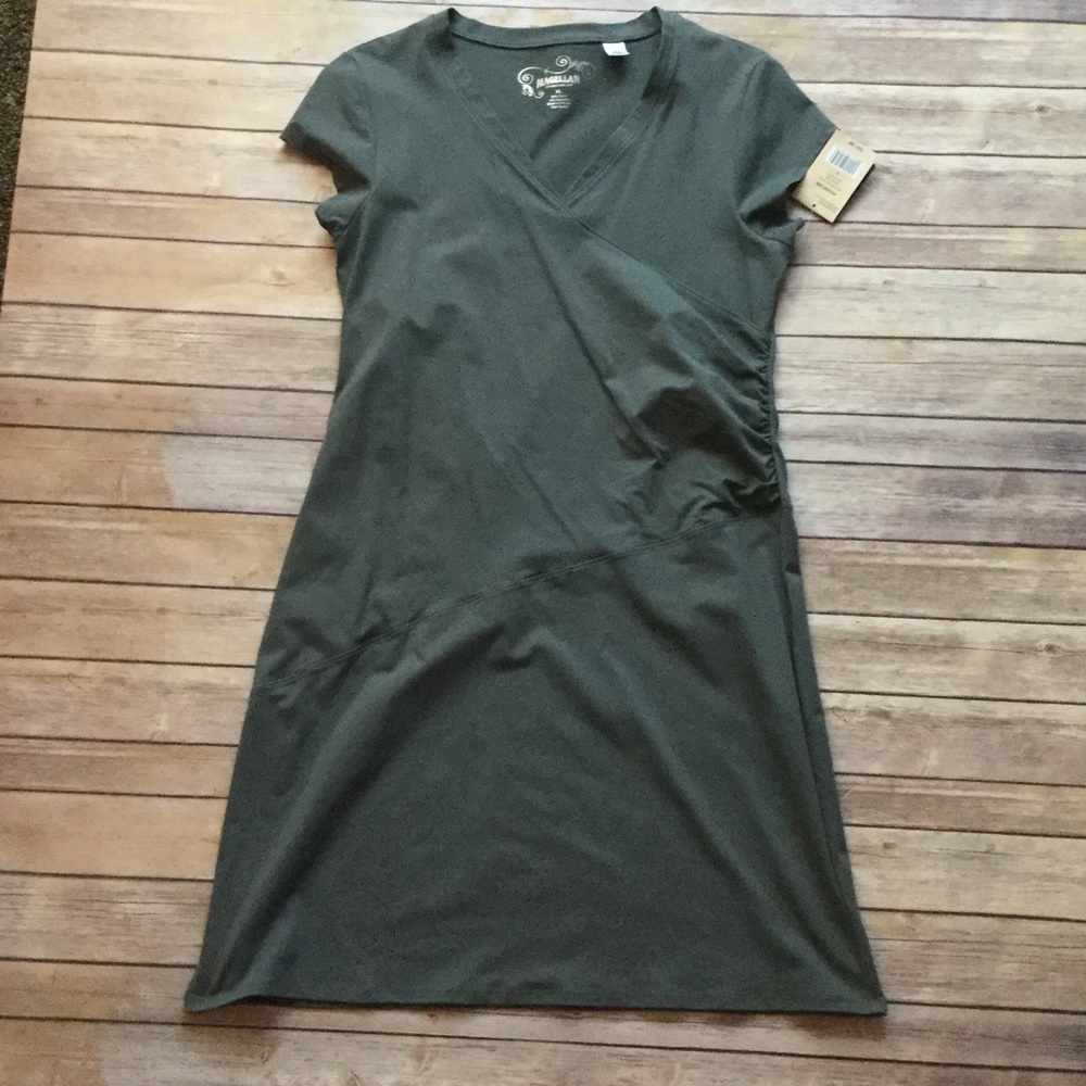Magellan faux wrap dress. UPF.  Size XL