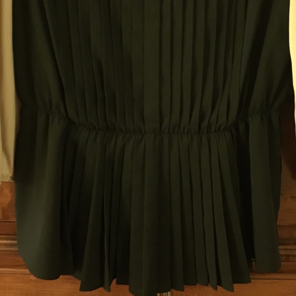 Ann Taylor blouse - Picture 4 of 6