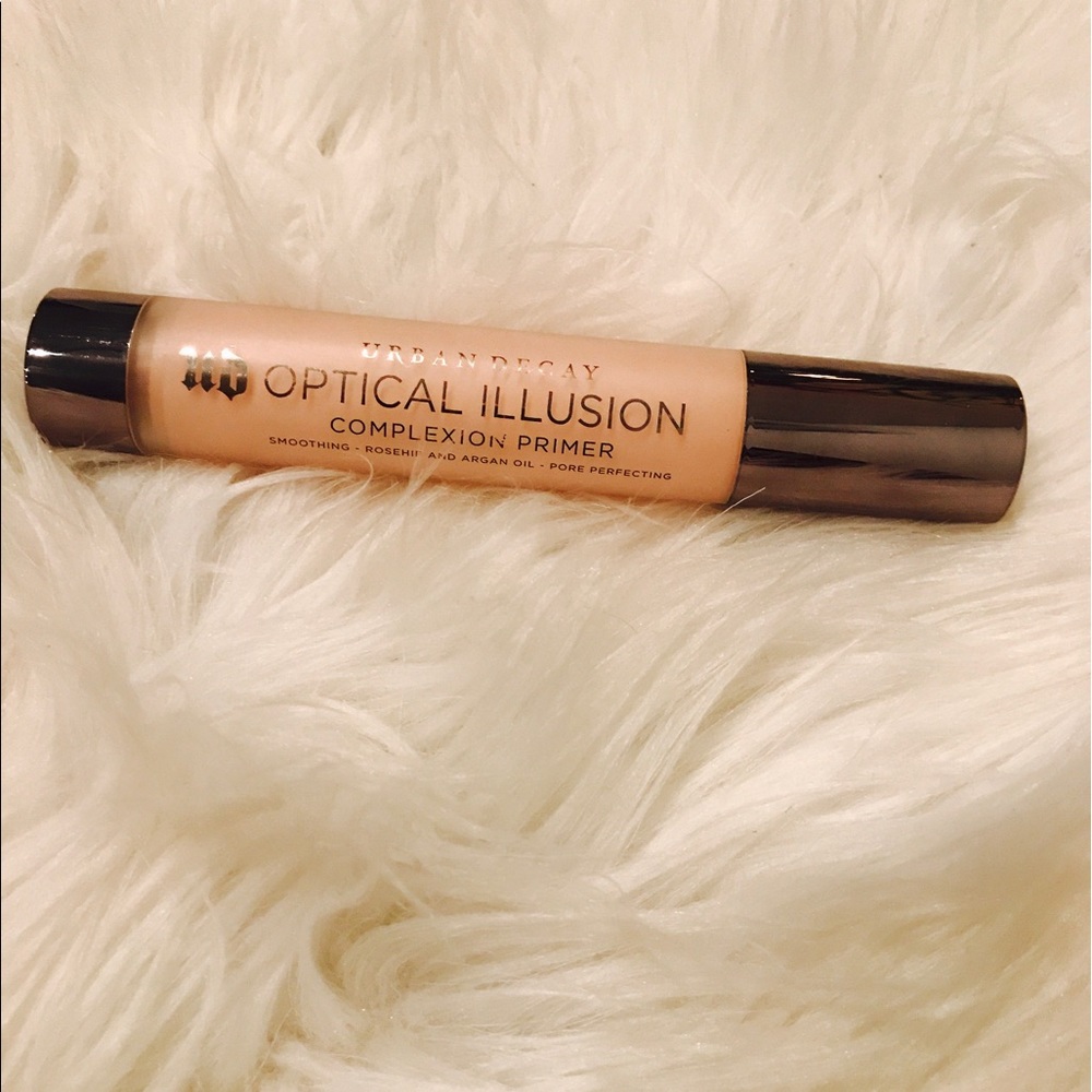 ❌SOLD❌Urban Decay Optical Illusion primer