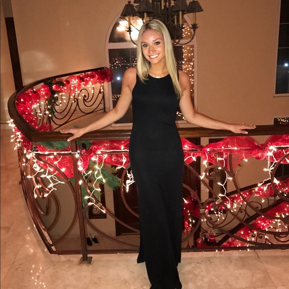 Meet your Posher, Alyssa - Picture 2 of 2