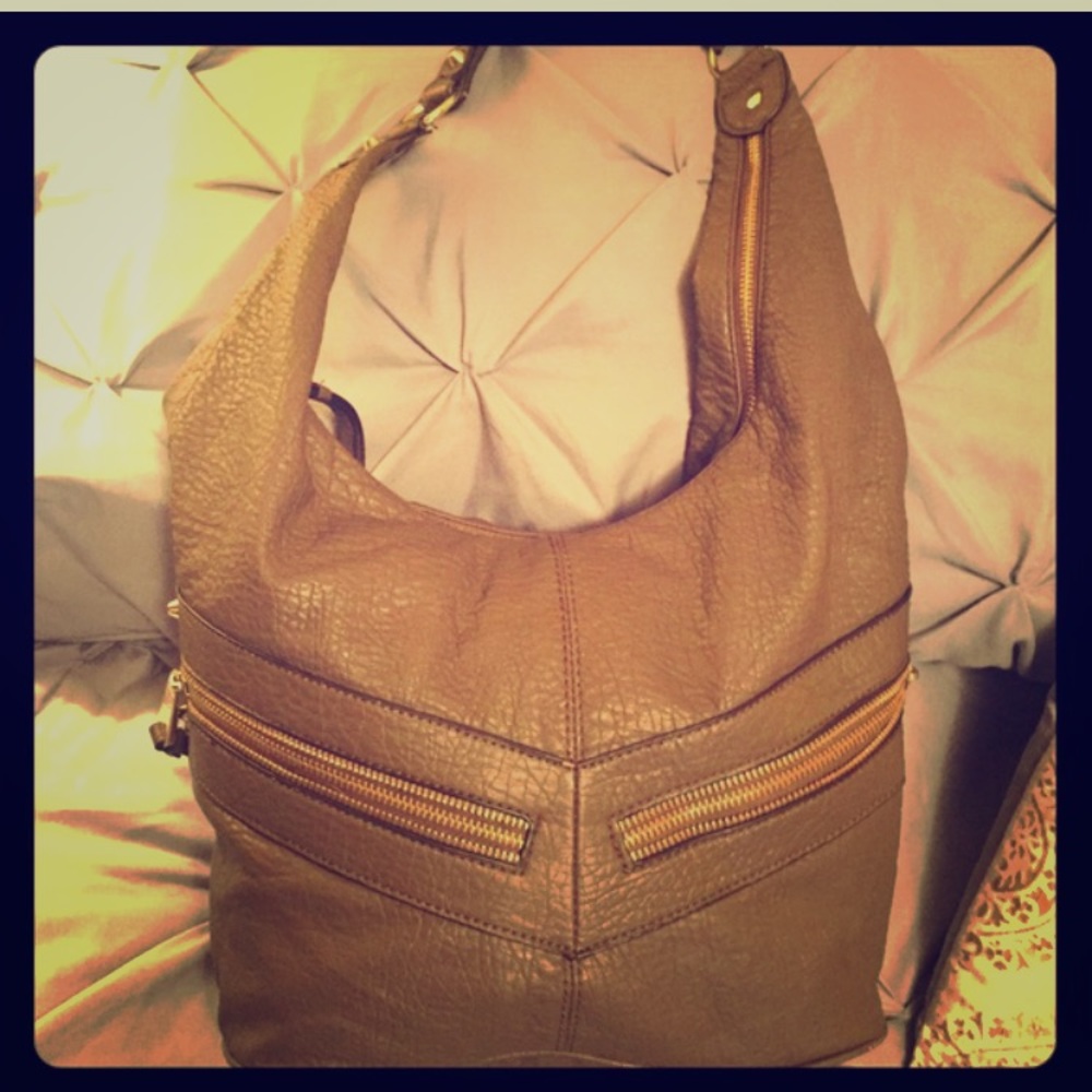 Jessica Simpson purse