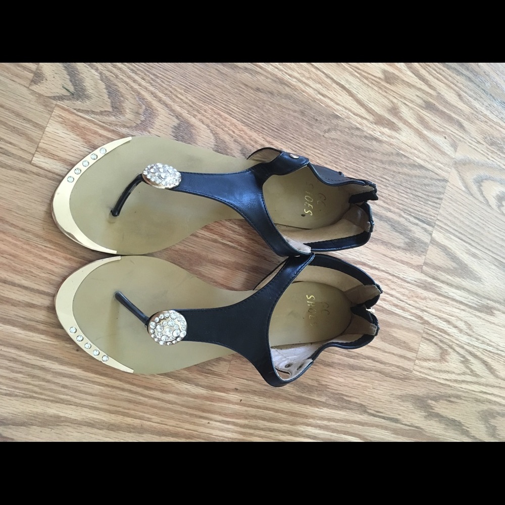 Beautiful gold and diamond accent sandal