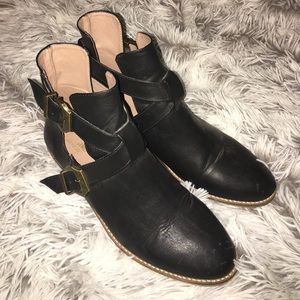 Cutout booties