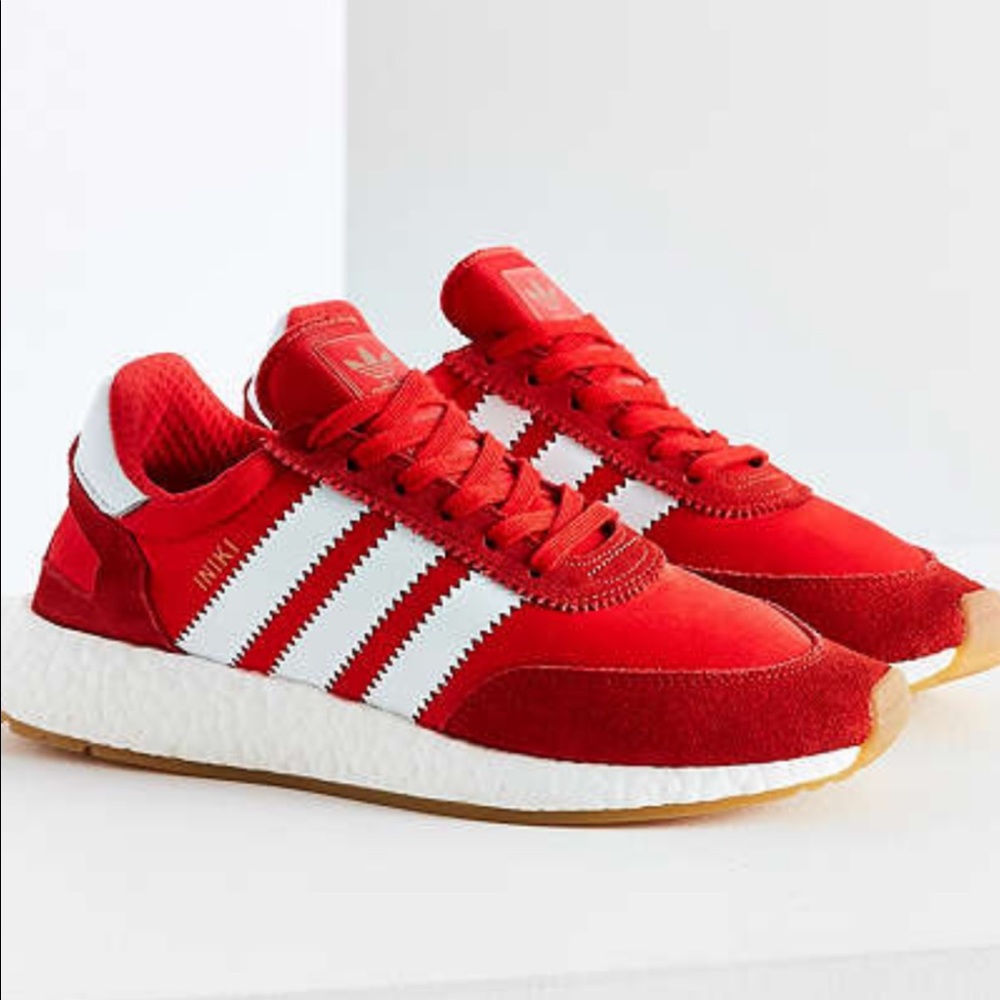 Brand new in box adidas iniki boost 70's
