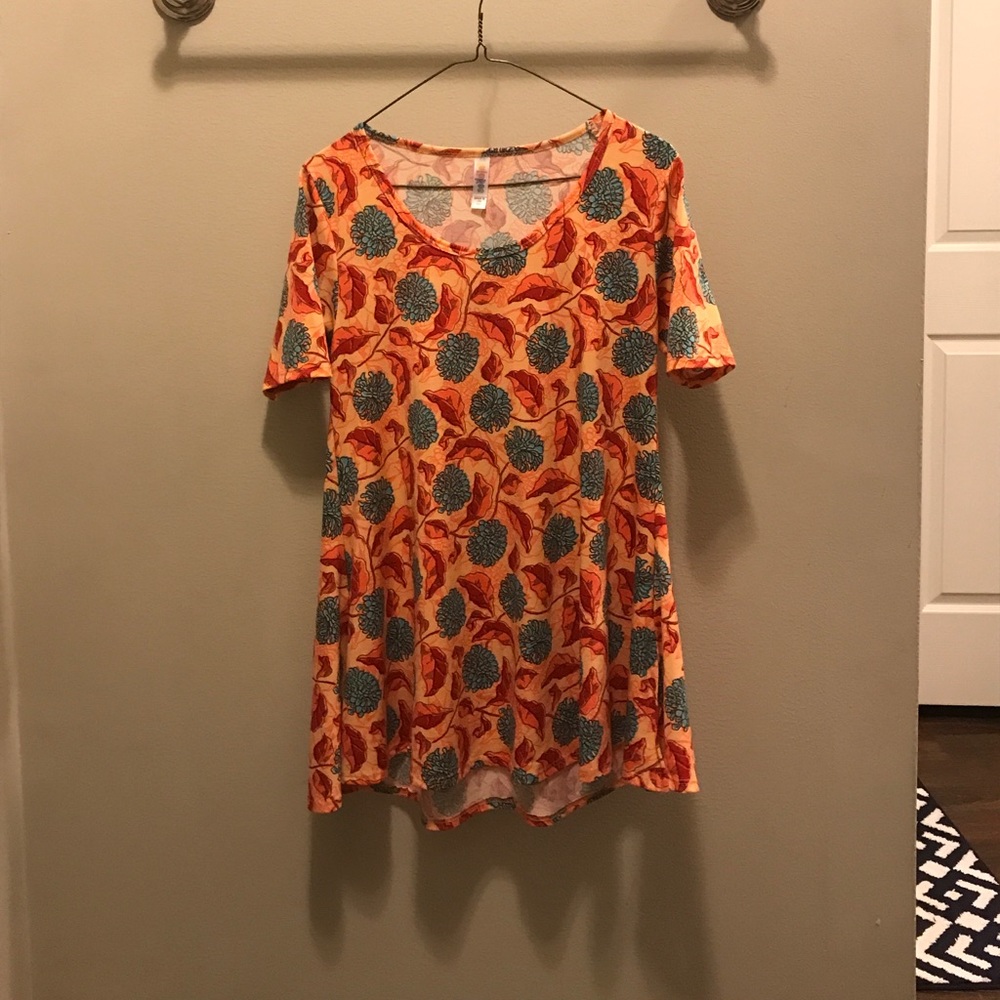 Lularoe perfect t