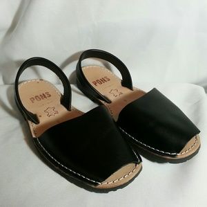 Pons Classic Black Leather Slingback Sandals Sz 9