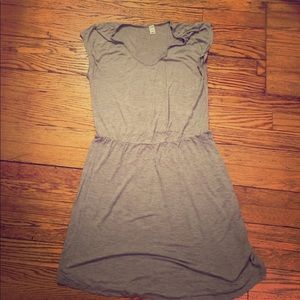Gray cap sleeves dress