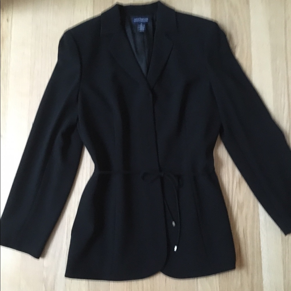 Ann Taylor black tie waist blazer size 10