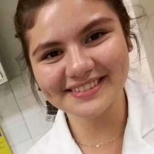 Meet your Posher, Fernanda