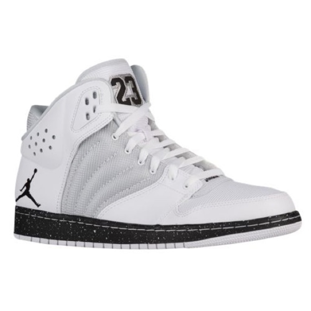 YOUTH Jordan 1 Flight 4 size 6