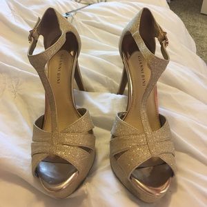 gold sparkly heels