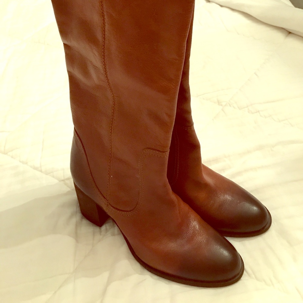 Vince Camuto boots
