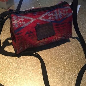 NWOT, Pendleton purse, never used