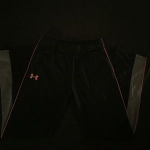 Under Armour youth XL athletic pants
