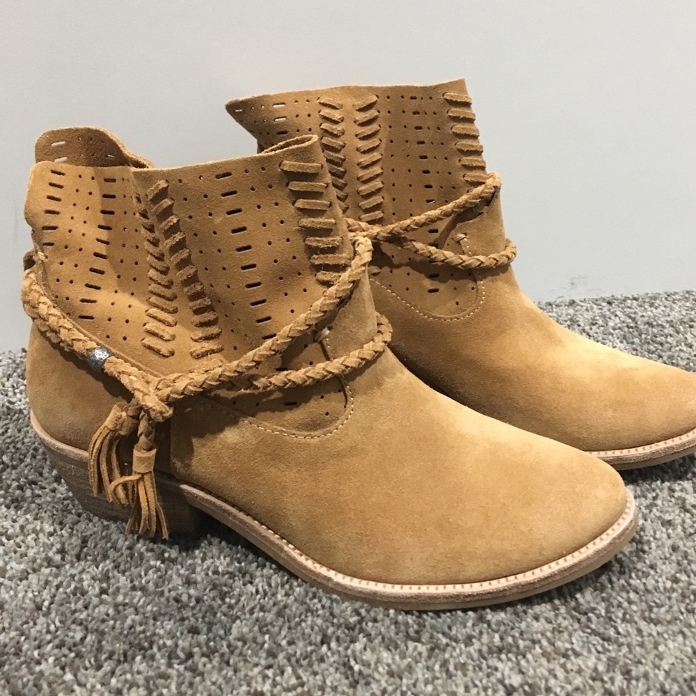 NWOT Genuine leather booties - lasercut boots