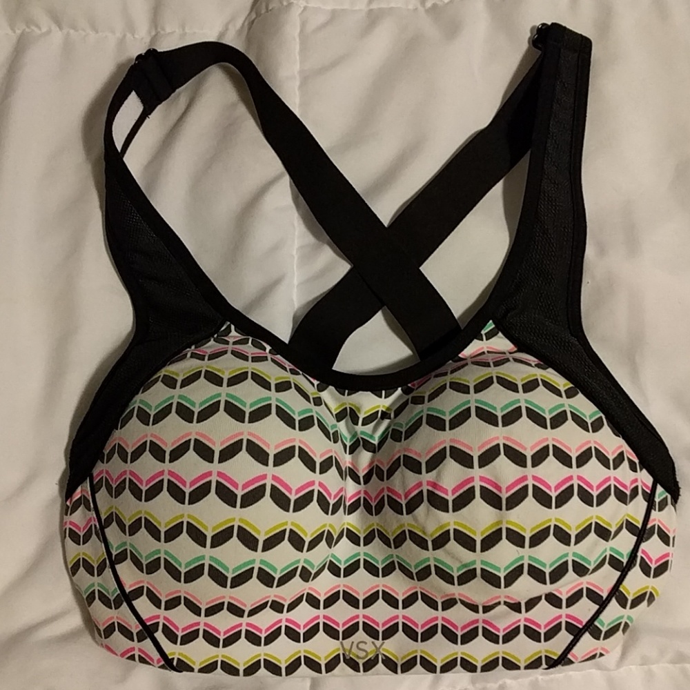 32C VS Sports Bra