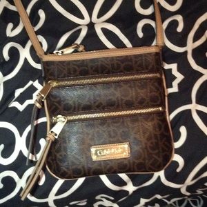 REDUCED 🔥 Calvin Klein Crossbody Bag