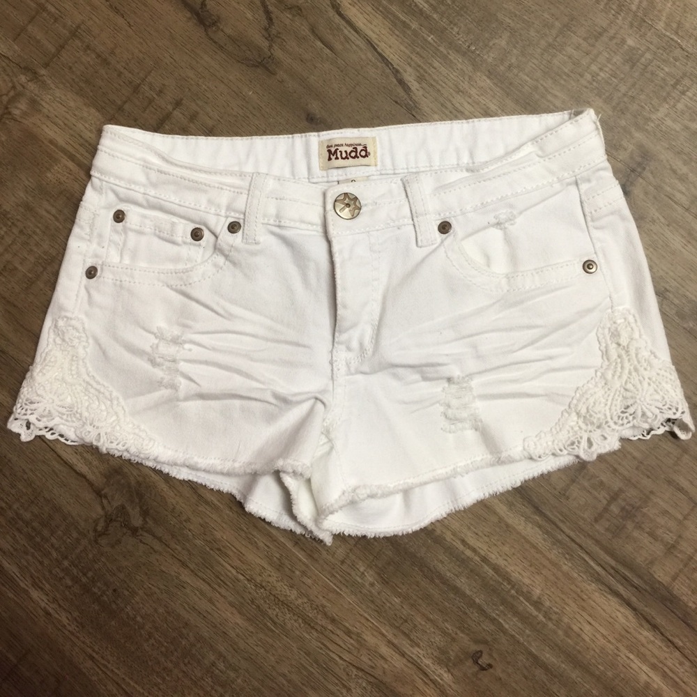 ⚡️Sale:Mudd white Jean Shorts Size 9