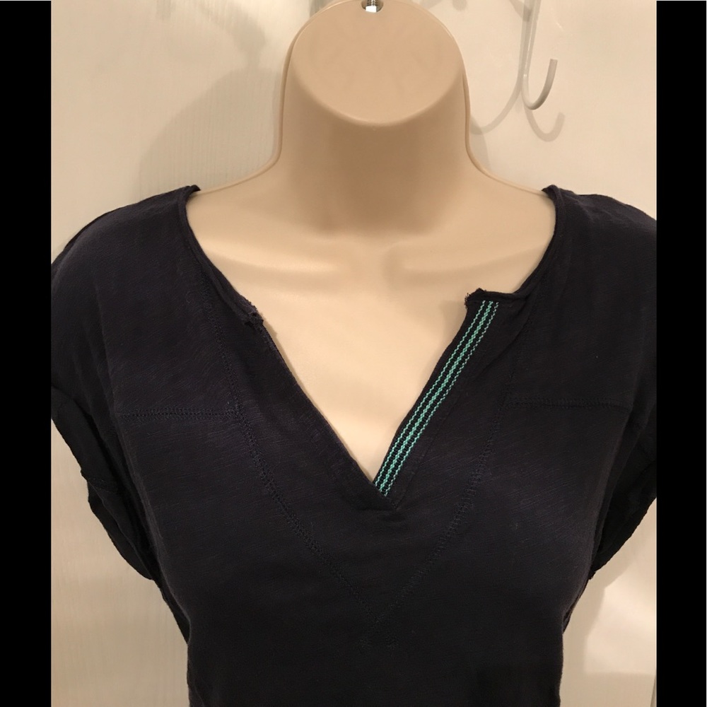 GAP top - Picture 2 of 5