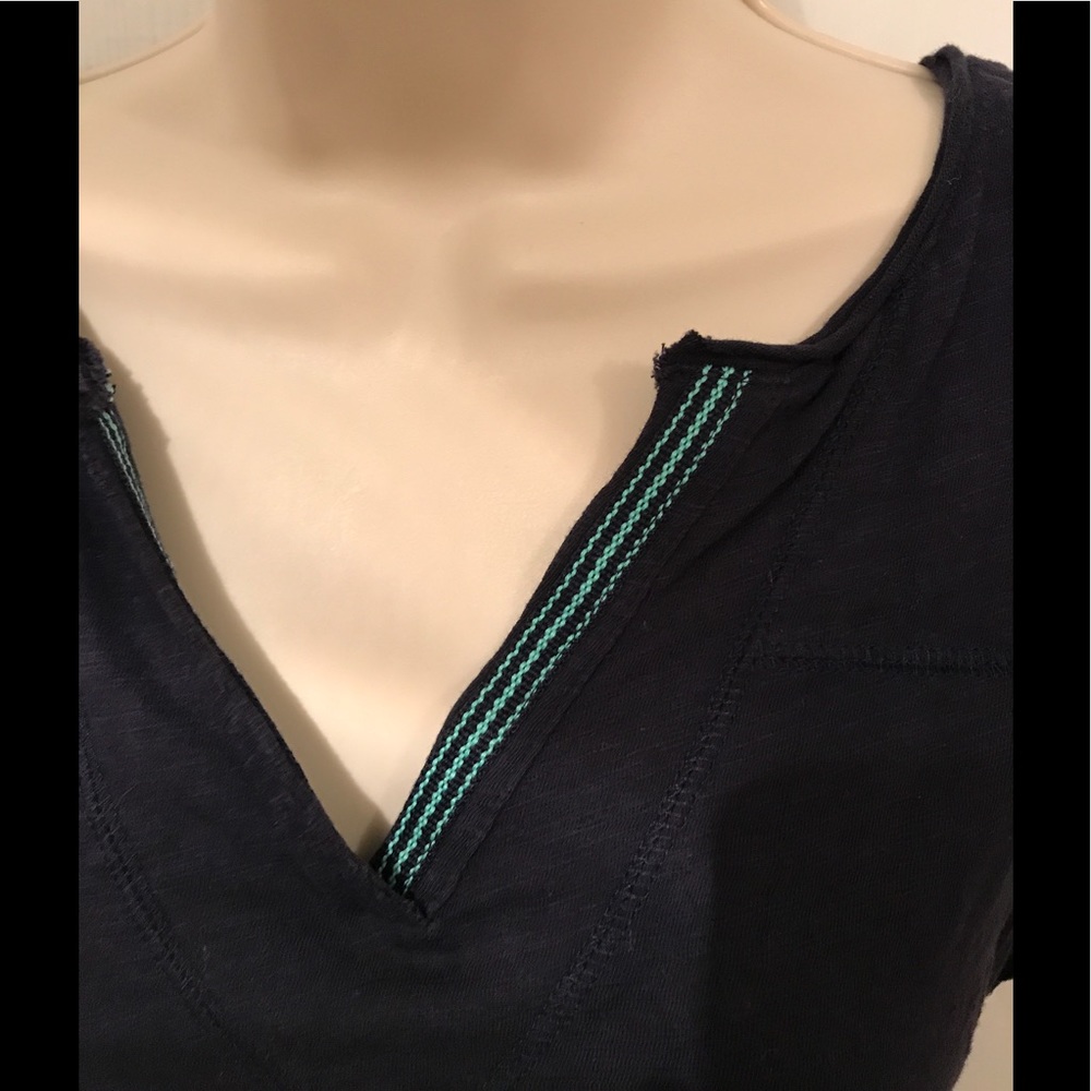 GAP top - Picture 4 of 5