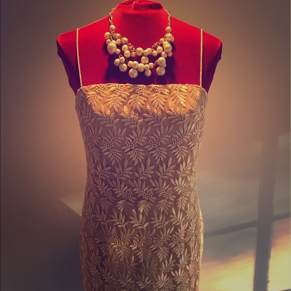 Vintage Lace Sheath Dress