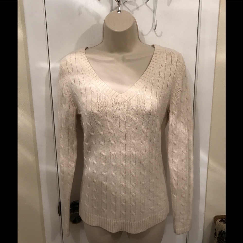 NWOT LOFT White Sweater
