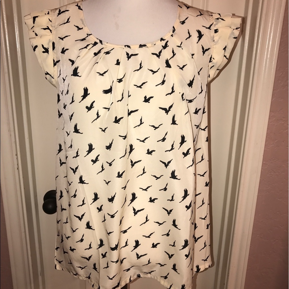 Adorable blouse never worn! NWT