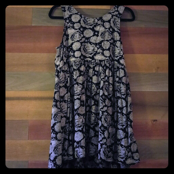 Francesca's Collections Dresses & Skirts - Black, White, and Grey Floral Baby Doll Dress