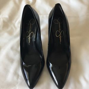 Jessica Simpson Shiny Pumps