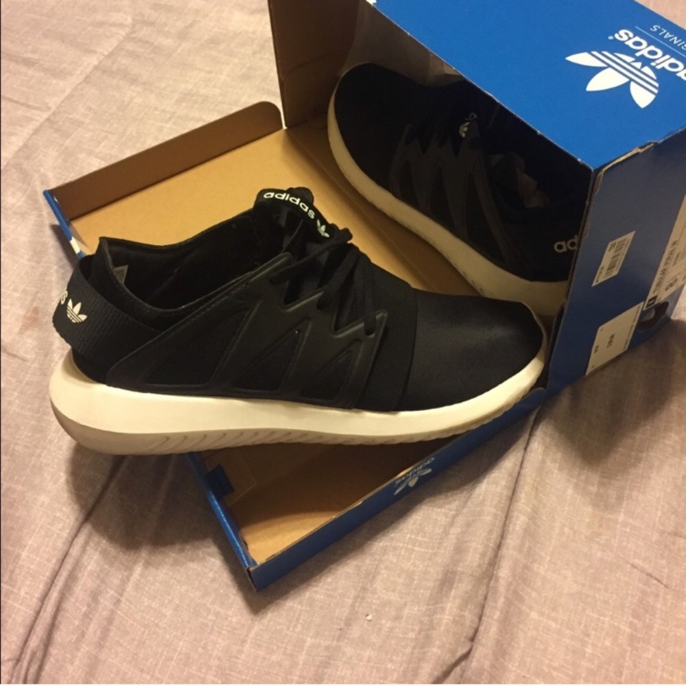 Adidas tubular viral