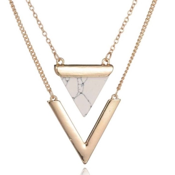 Lily + Arrow Signature Layered Necklace - Picture 3 of 8