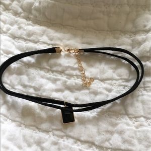 Black layered choker