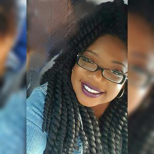 Meet your Posher, Monae