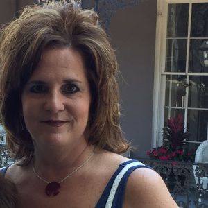 Meet your Posher, Pam