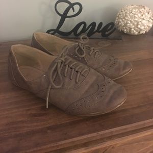 Oxford shoes