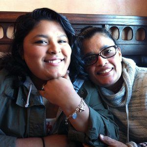 Meet your Posher, Ena