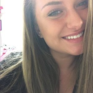 Meet your Posher, Marissa