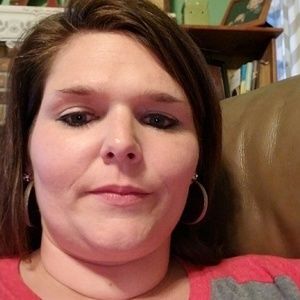 Meet your Posher, Kendra