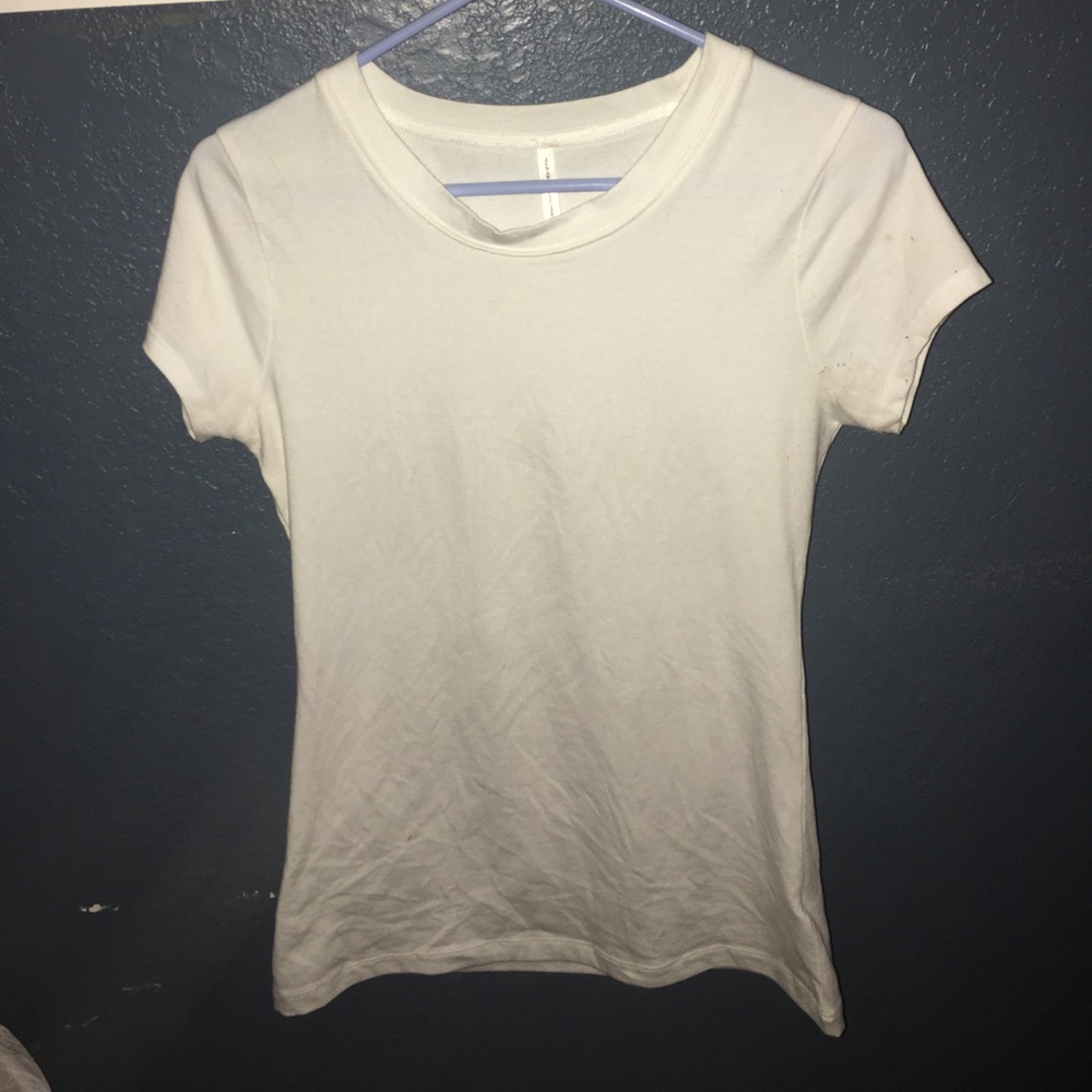 Plain white Tee