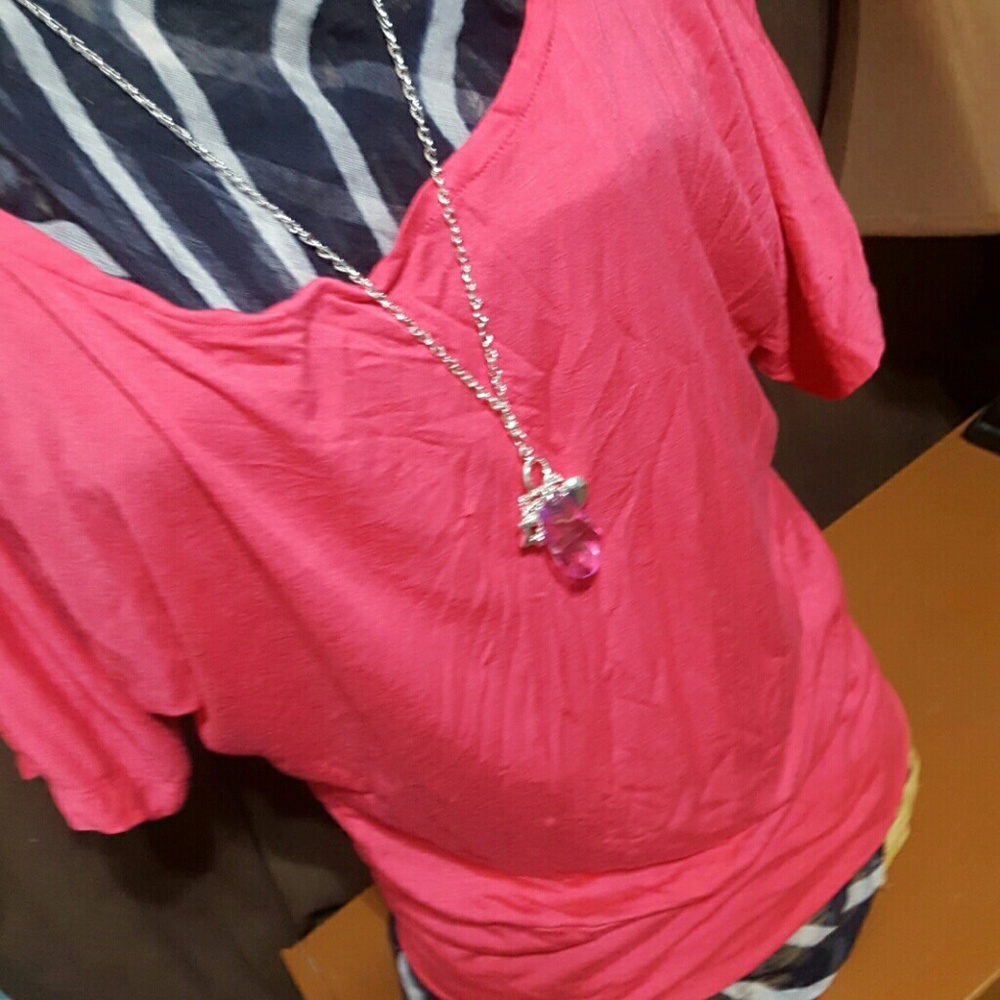blouse - Picture 2 of 2